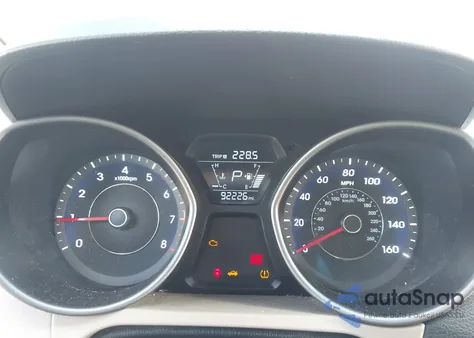 2016 Hyundai Elantra Se z USA, uszkodzony, nr VIN 5NPDH4AE4GH741552